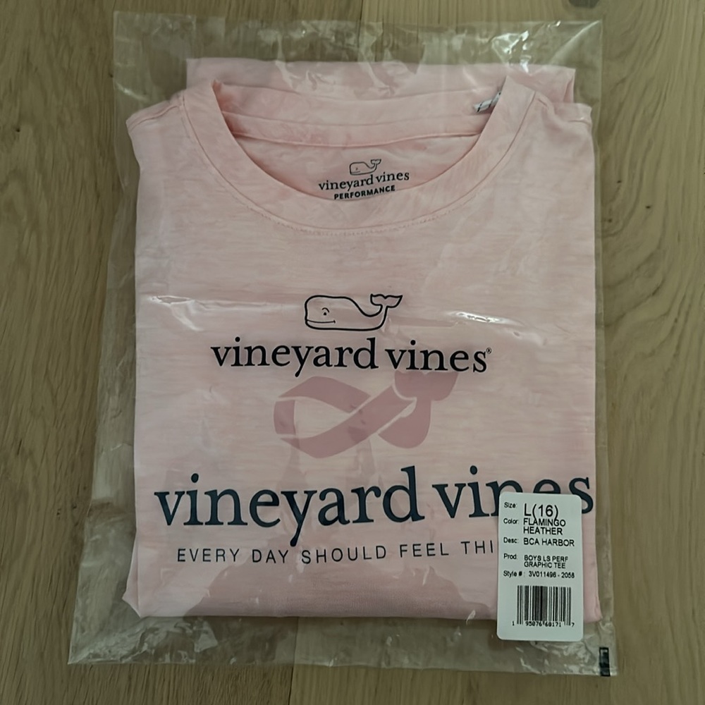 Vineyard Vines long sleeve top